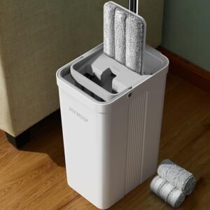 JOYMOOP Juego de trapeador y cubo con escurridor para el hogar, juego de cubo de fregona plano blanco para limpieza de suelos y limpiador de paredes con mango largo, con 3 almohadillas de microfibra